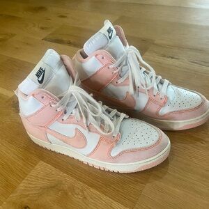 Women’s Nike Dunk High 1985.                       VGUC